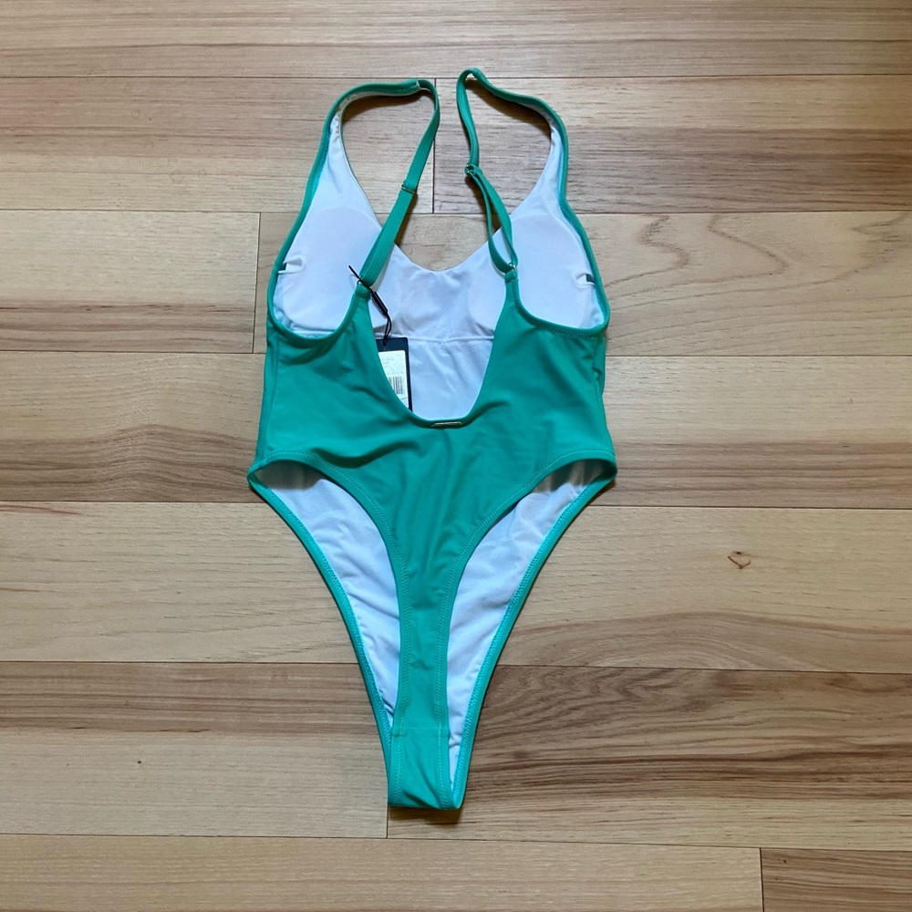 RELLECIGA one-piece swimsuit size Small